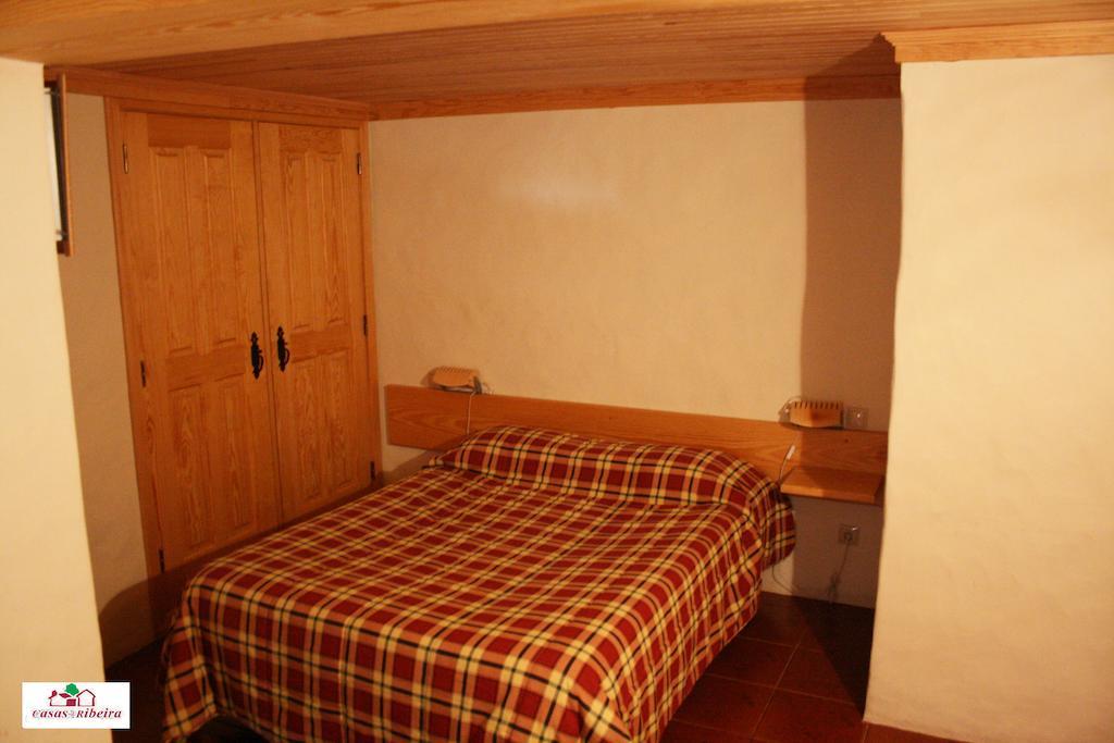 Casas Da Ribeira Hostal Seia Habitación foto